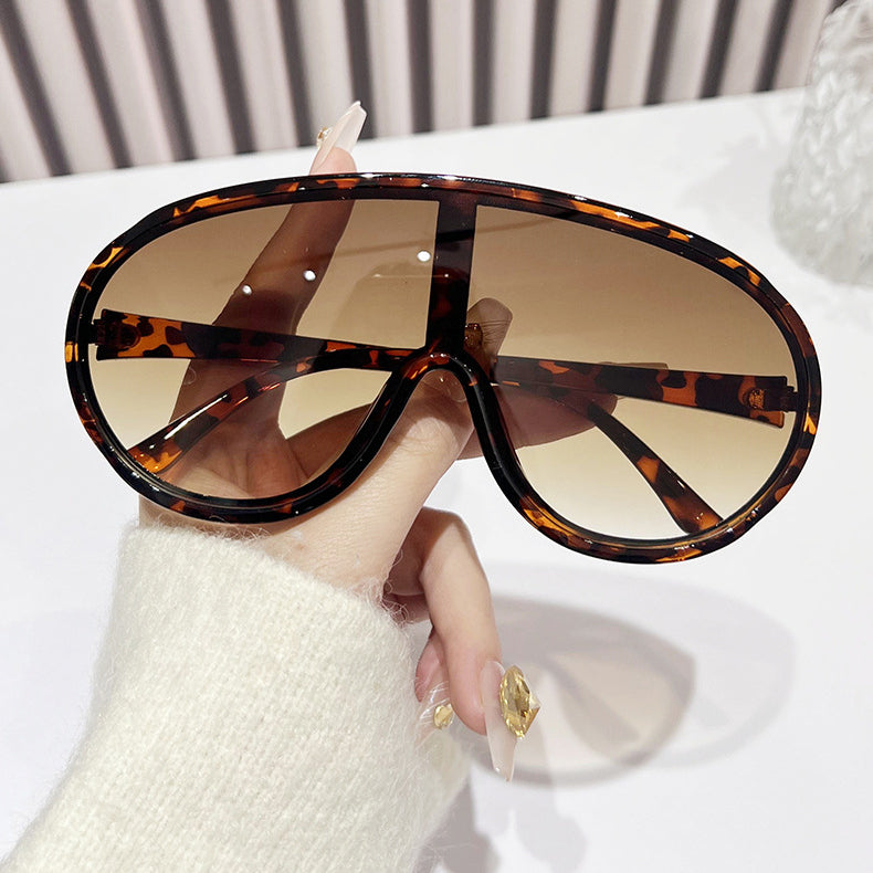 2024 spring new one-piece lenses sunglasses European and American personalized shield integrated large frame eye protection fashion sunglasses