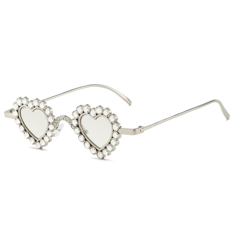 new love-shaped diamond-encrusted sunglasses - Image 11